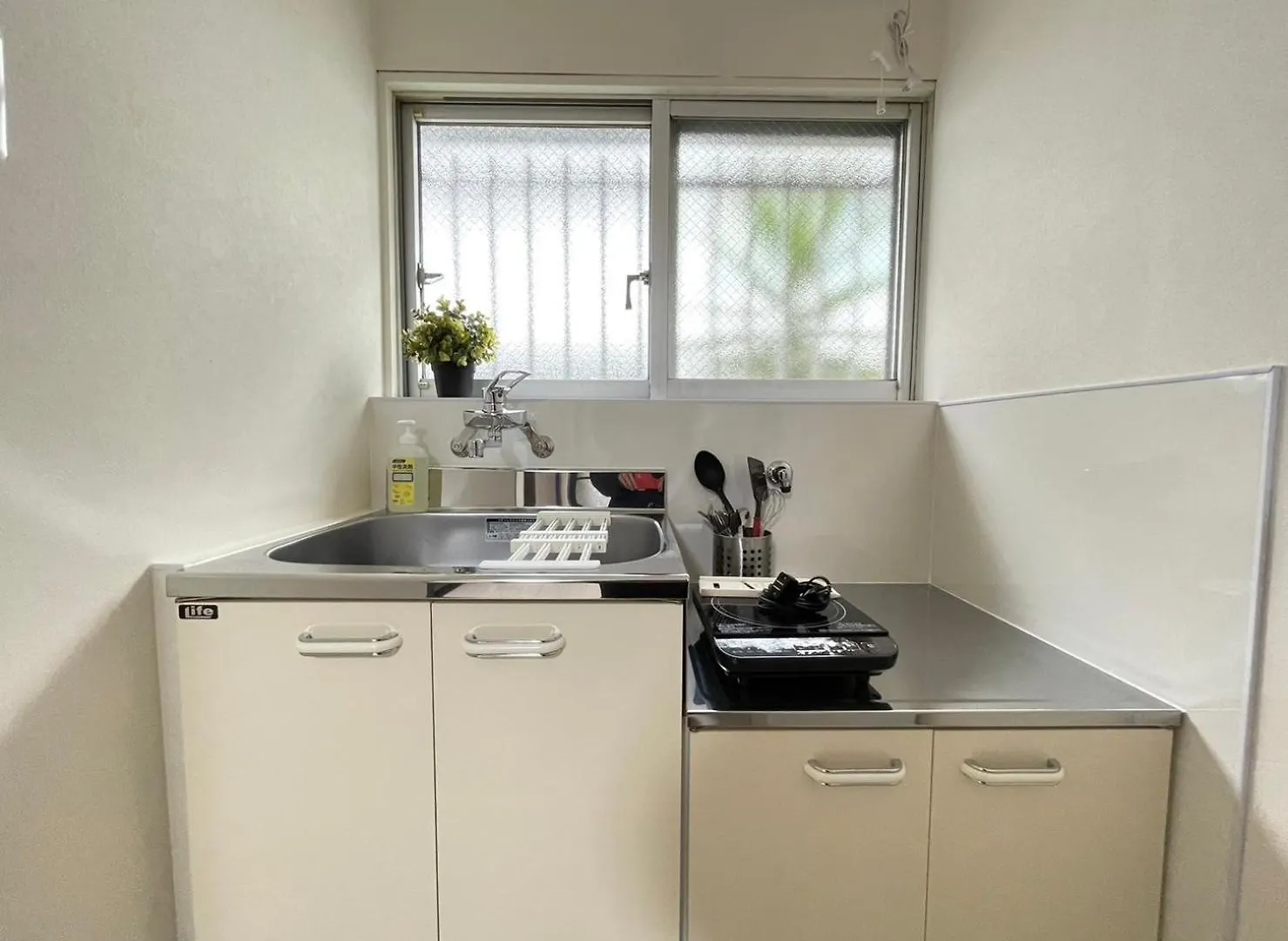 A&C House 新大阪3 Apartment